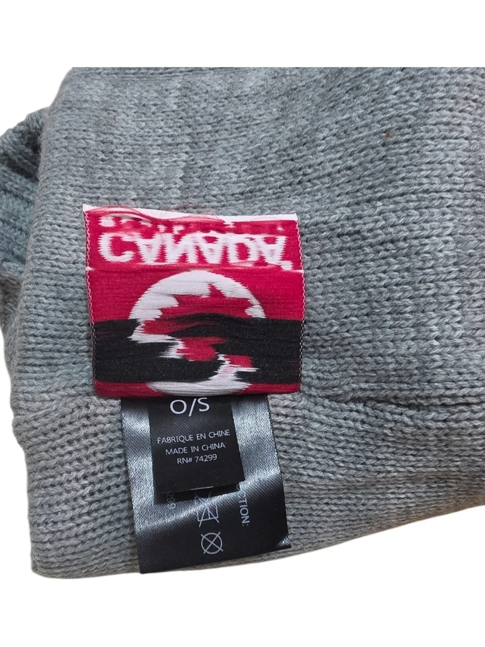 Canada Weather Gear Grey Pom Beanie - Triple Gold Knit